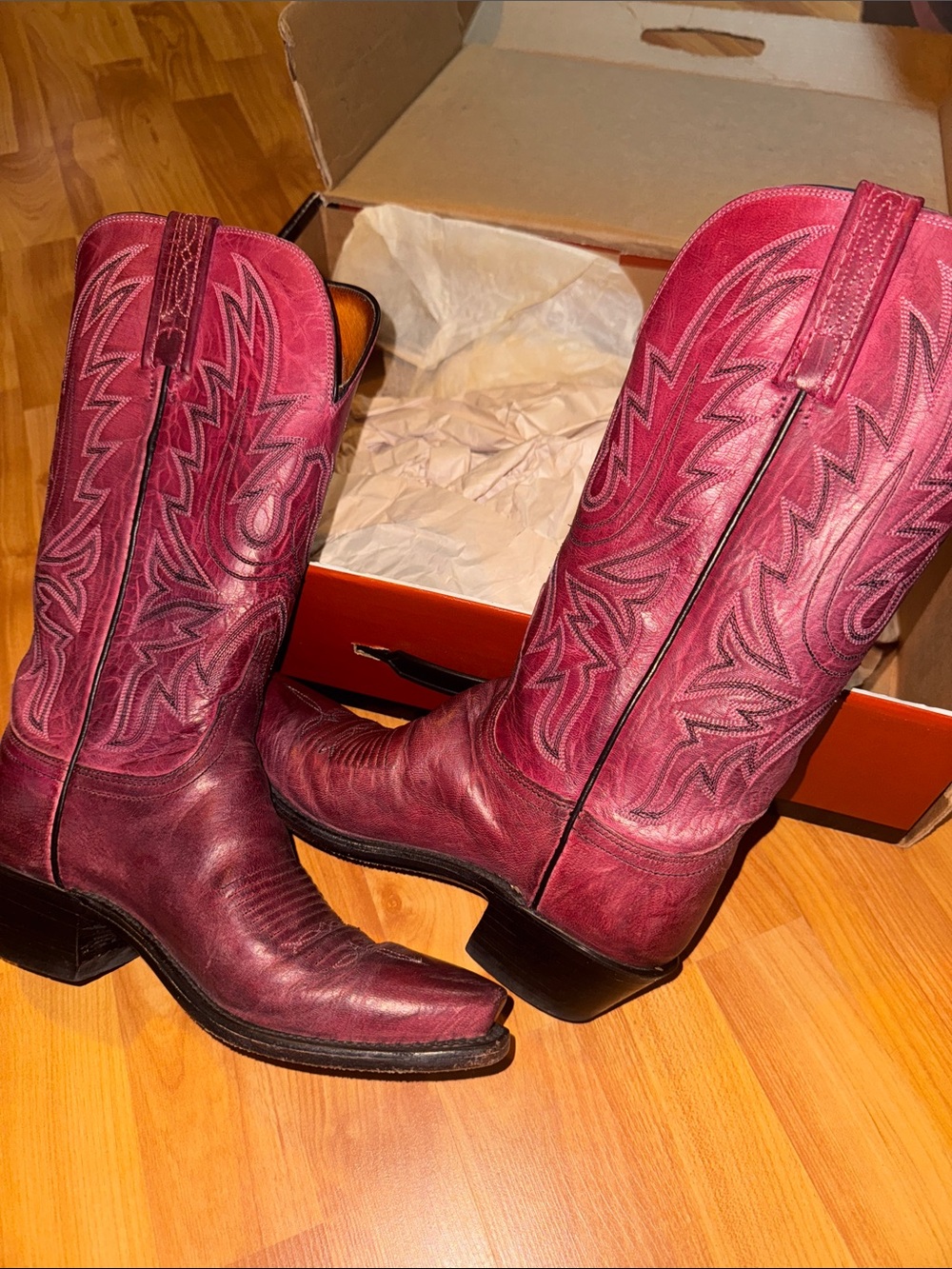 Vintage Lucchese Women’s Western Cowboy Boots Burgundy Bery Leather Size 6 b